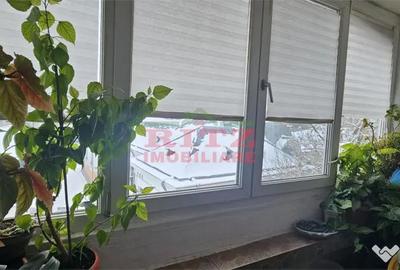 Apartament cu 3 camere decomandat în Central - 9