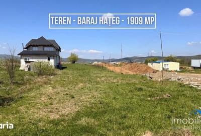 Teren de 1909 mp, în Central - 2
