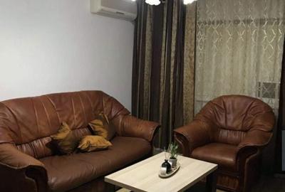 Apartament cu 4 camere decomandat în Central - 2