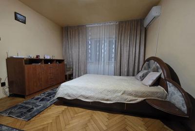 Garsonieră decomandată în Central - 6