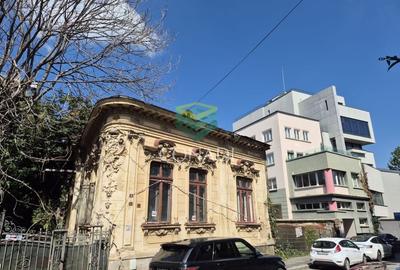 Piata Romana || Teren + Casa ||  1.025 mp - 1