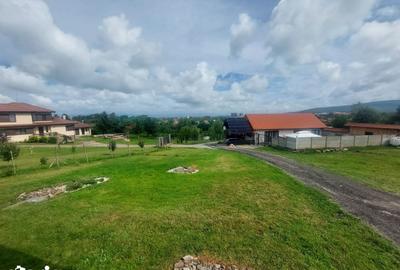Casă cu 4 camere cu Teren 770 Mp în Covasna - 2
