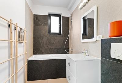 Vila S+P+1 zona Trocadero - 12