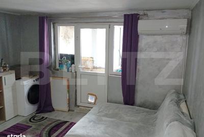 Apartament cu 2 camere semidecomandat în Micro 4 - 7