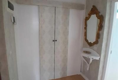 Apartament cu 3 camere semidecomandat în Central - 14