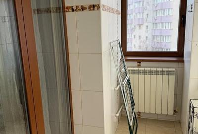 Apartament cu 3 camere decomandat, mobilat în Nerva Traian - 9