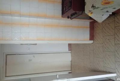 Inchiriez apartament 2 camere - 4