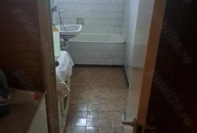 Apartament de vanzare in Sebe? Alba cartier Lucian Blaga 4 camere .2 balcone.pivni?a .pod - 1