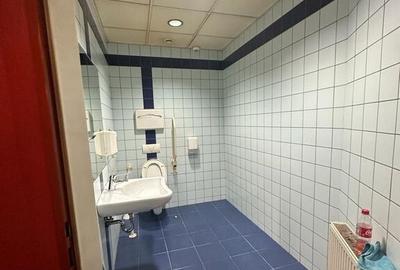 Unirii sp 200 mp vad comercial stradal vizibilitate buna - 5