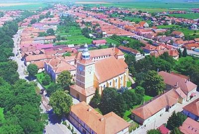 Teren de 500 mp, în Hălchiu