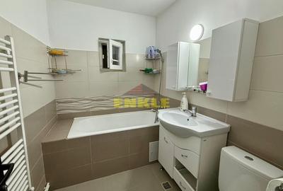 Apartament cu 3 camere decomandat în Central - 9