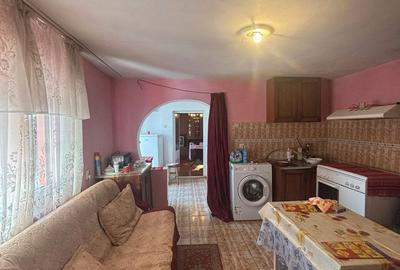 Casă cu 3 camere cu Teren 600 Mp în Central - 8