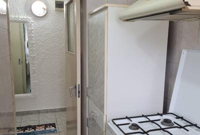 Persoana fizica inchiriez apartament 2 camere str. 22 Decembrie - 4