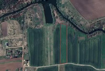 Teren de 7500 mp, în Izvorani - 5