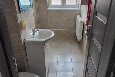 Apartament cu 2 camere decomandat în Cornișa - 4