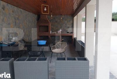 Casă cu 8 camere cu Teren 873 Mp în Tătărani - 3
