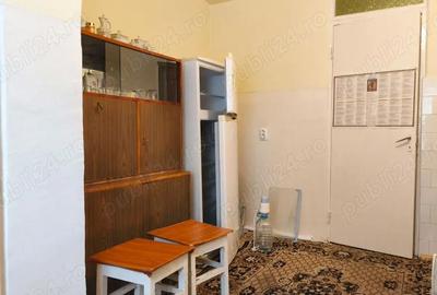 Apartament cu 3 camere decomandat în Central - 17