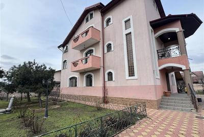 Casă individuală cu 10 camere cu Teren 1100 Mp în Ciorogârla - 1