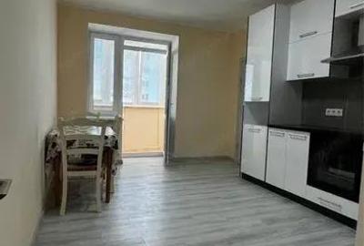 Apartament cu 3 camere decomandat în Apărătorii Patriei - 2