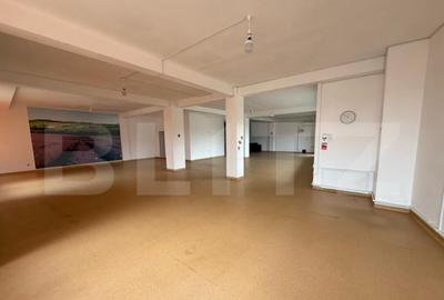 Spațiu comercial, de 185 mp, în Central - 10