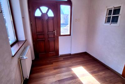 Casă individuală cu 6 camere cu Canalizare în Trei Stejari - 7