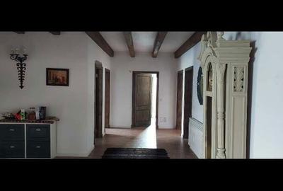 Casă cu 3 camere în Mihai Viteazu - 2