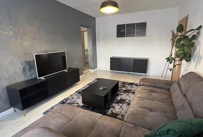 Apartament cu 3 camere semidecomandat în Central - 9