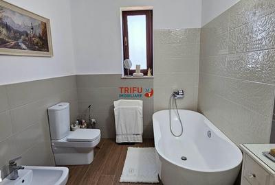 Casă cu 4 camere cu Garaj în Central - 10