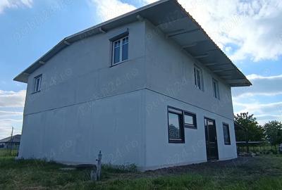 Casa P + M 180 mp locuibil Teren ca. 700 mp Sannicolau Mare 59900 - 4