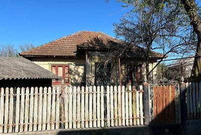 Casă cu 5 camere cu Teren 2000 Mp în Bălțești - 3