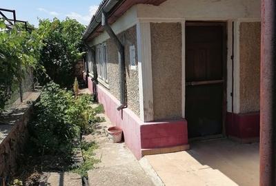 Casa renovabila cu teren mare central Techirghiol - 1