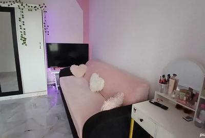 Vand apartament cu doua camere pe strada Independen?ei - 4