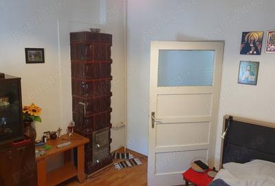 Casă cu 5 camere cu Teren 254 Mp în Hunedoara - 6