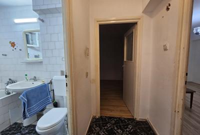 Apartament 3 camere, etaj intermediar, Piața Victoriei, comision 0% - 16