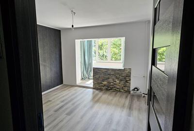 Apartament cu 4 camere decomandat în Vitan - 12