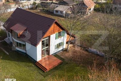 Casă cu 3 camere cu Teren 1017 Mp în Corunca - 2