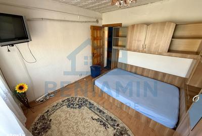 Apartament cu 2 camere decomandat în Sărari - 4