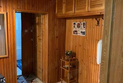 Apartament cu 2 camere decomandat în Podu Roș - 1