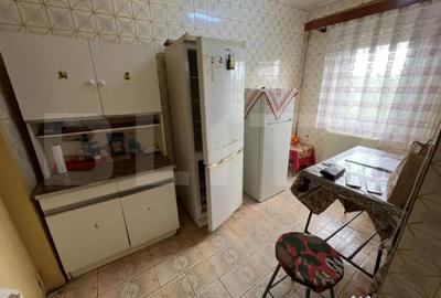 Apartament cu 3 camere decomandat, mobilat în Central - 9