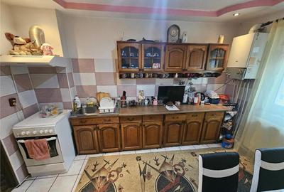 Resita, 3 Cam. Dec., Micro 4 - 18