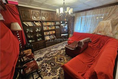 Apartament cu 4 camere decomandat în Micro IV - 8