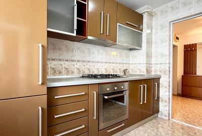 Apartament cu 3 camere decomandat în Fălticeni - 2
