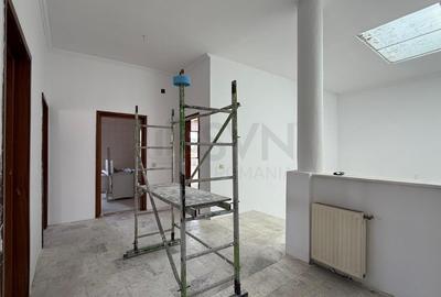 Casă individuală cu 14 camere cu Canalizare în Domenii - 9