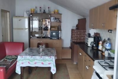 Casă individuală cu 4 camere cu Canalizare în Central - 12