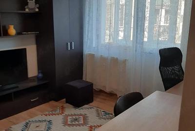 Garsonieră decomandată în Intim - 4