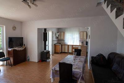 Casă cu 4 camere cu Teren 3900 Mp în Glodeni - 5