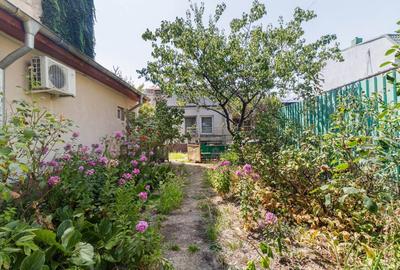 Casa cu potential + spatiu comercial/ locuinta sau investitie Eroii Revolutiei