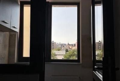 Garsonieră decomandată în Podu Roș