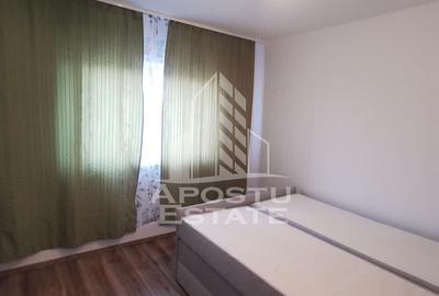 Apartament cu 3 camere, 2balcoane,2 bai, complex, centrala proprie,AC - 6