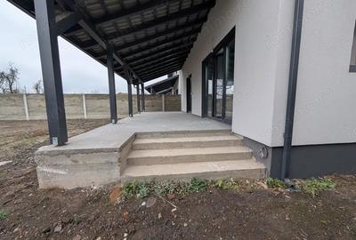 Casa individuala | Parter + Etaj | Asfalt | Toate utilitatile | - 10